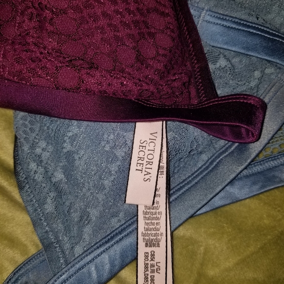 SOLD - Picture 3 of 4